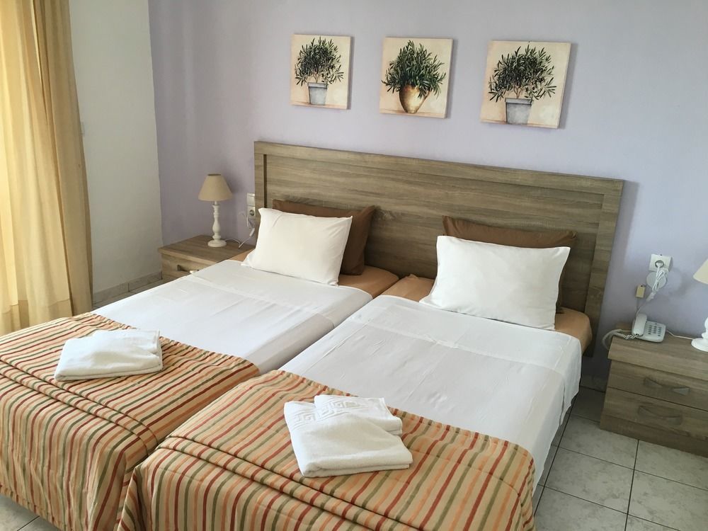 Zorbas Hotel Chersonissos Buitenkant foto