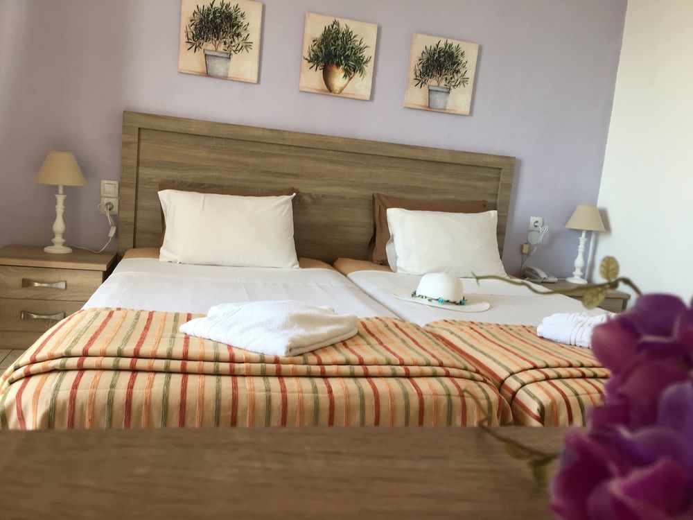 Zorbas Hotel Chersonissos Buitenkant foto
